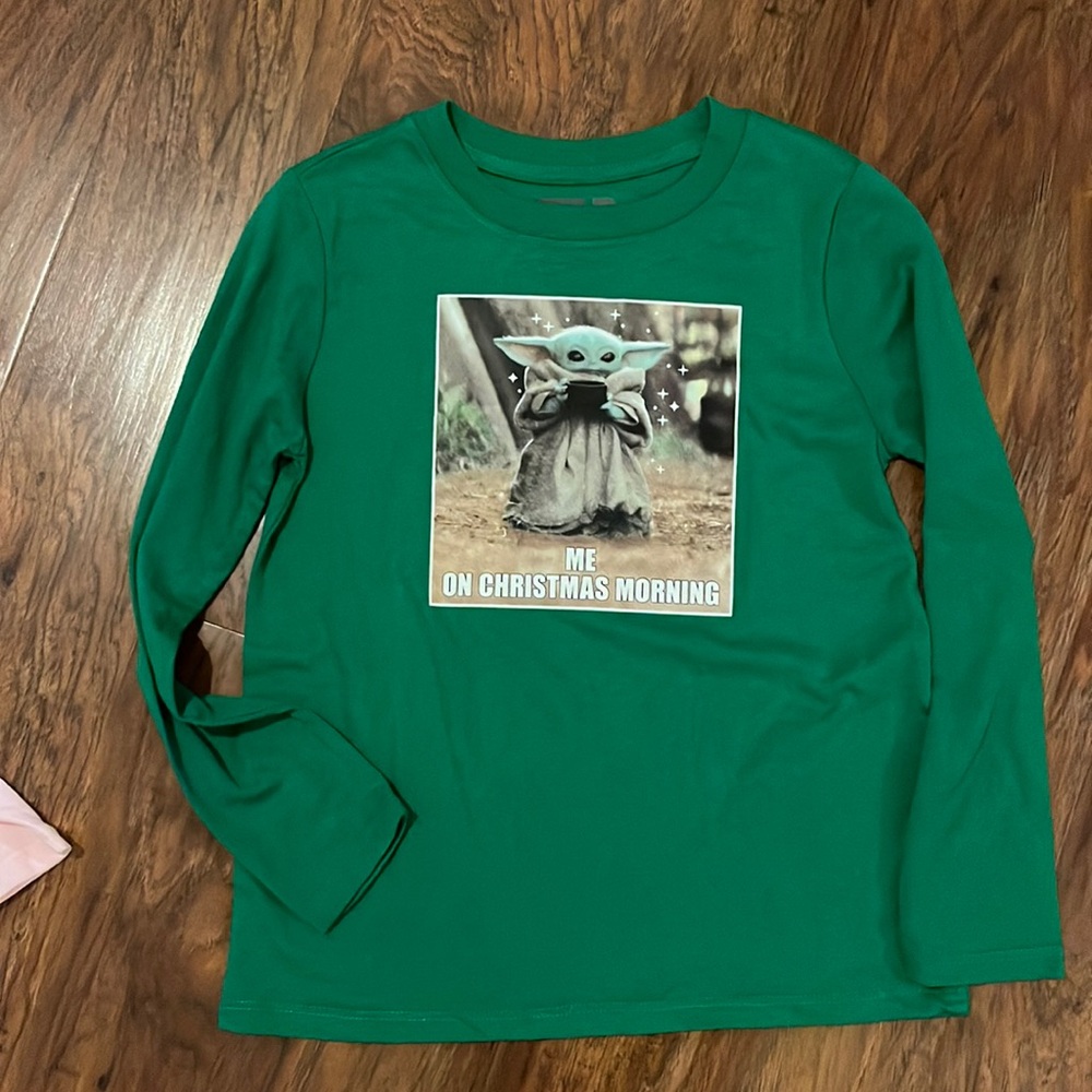 NEW Star Wars Christmas T-Shirt Bundle Youth M - Picture 6 of 9